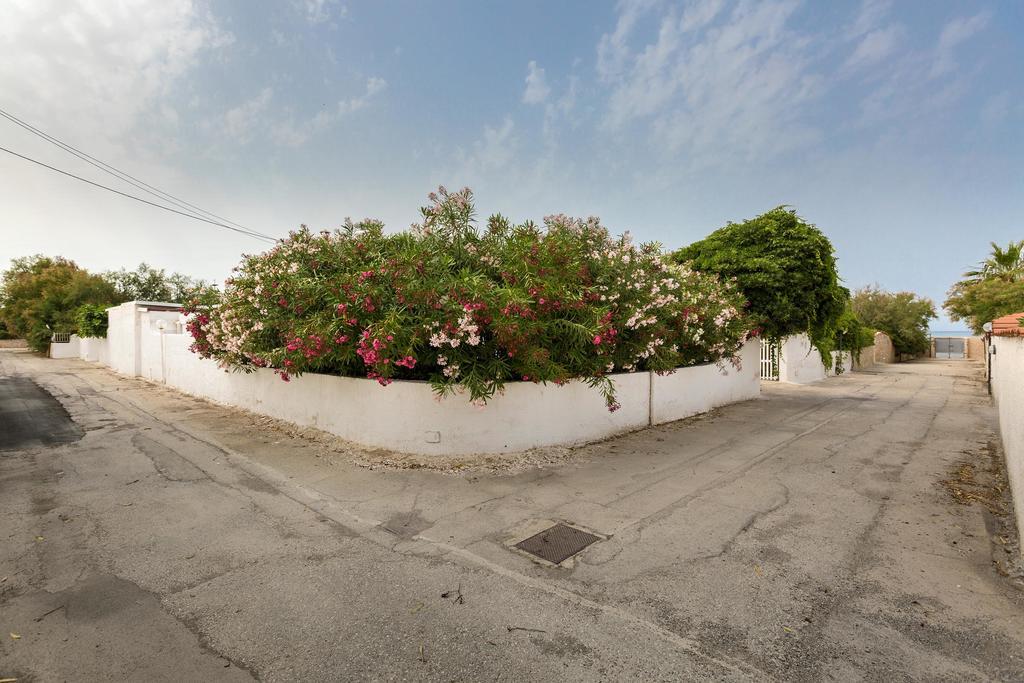 Villa Isabò Mola di Bari Exterior foto