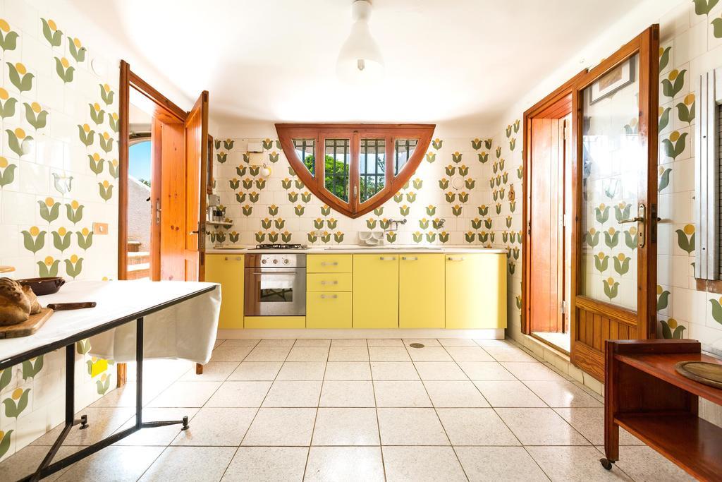 Villa Isabò Mola di Bari Exterior foto