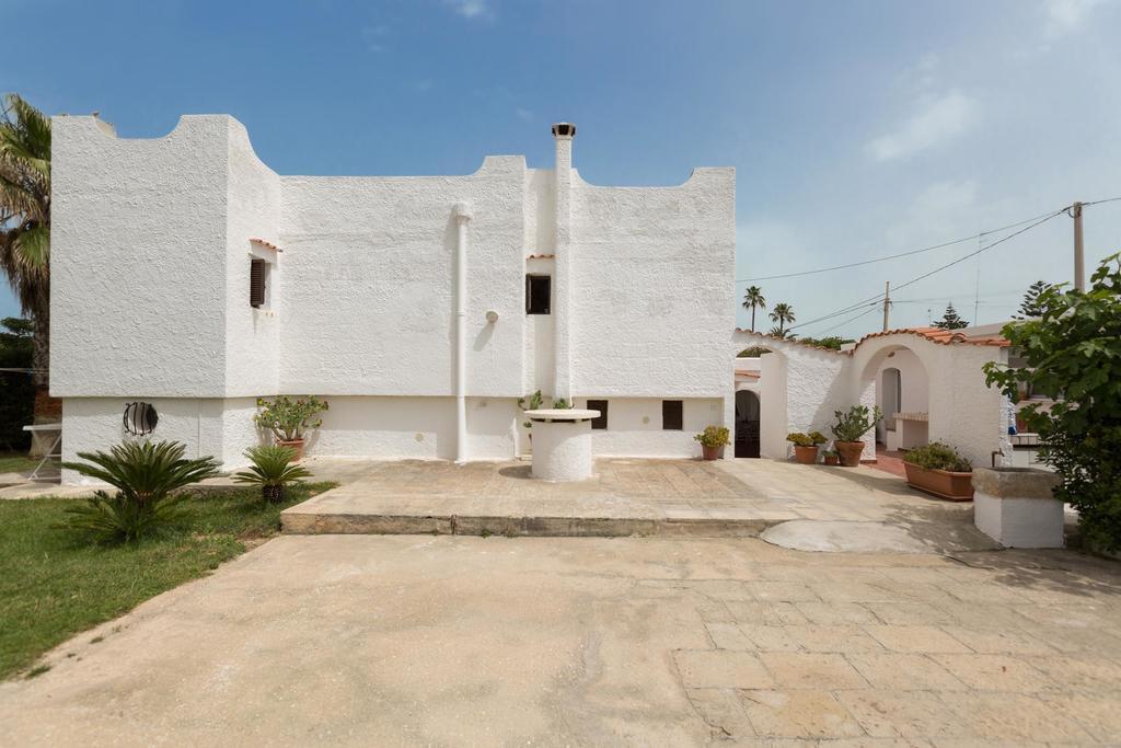Villa Isabò Mola di Bari Exterior foto